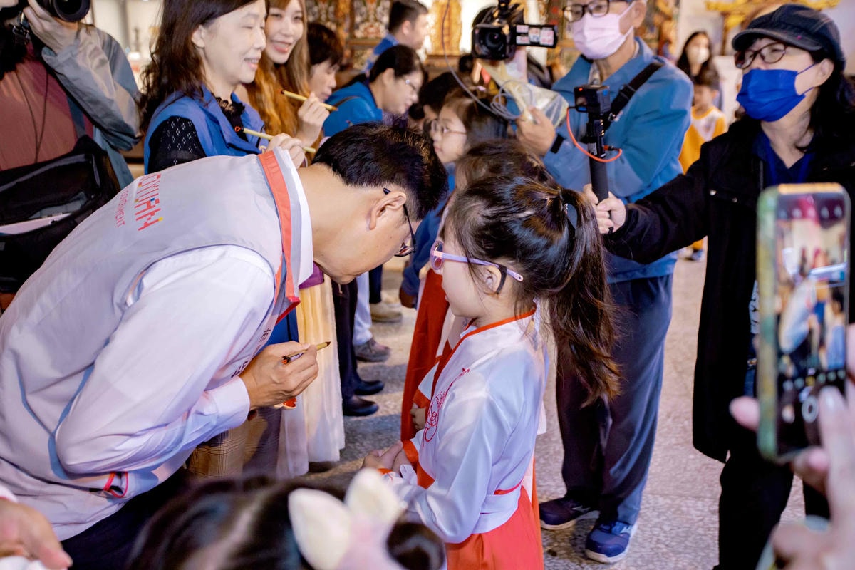 2025桃園孔廟祈福系列活動。 穿上漢服迎開學! 桃園孔廟祈福活動陪孩子開啟智慧旅程 - 第12張圖 2025桃園孔廟祈福系列活動。 穿上漢服迎開學! 桃園孔廟祈福活動陪孩子開啟智慧旅程