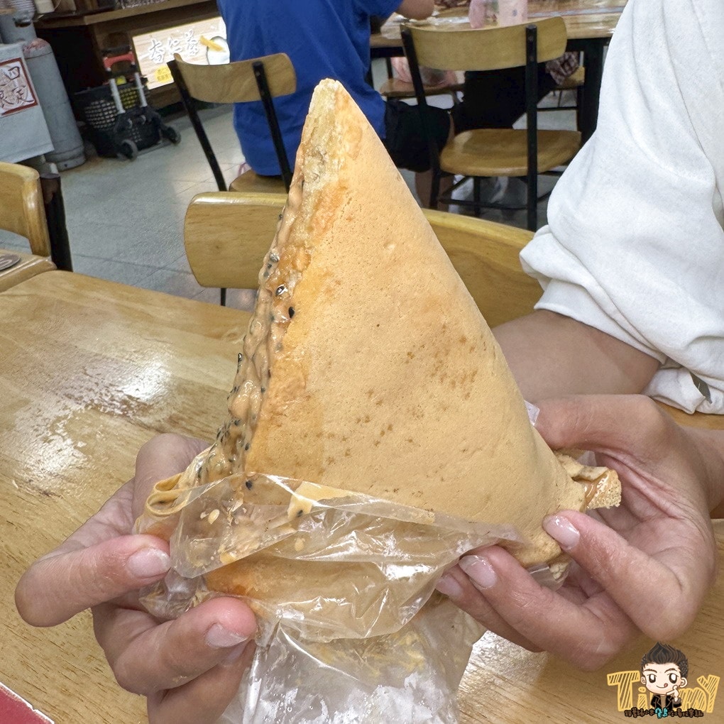 李記麵粉煎-新竹竹蓮分店 基隆廟口的人氣排隊爆漿美食在竹蓮市場也吃得到囉! (菜單營業時間地址電話) - 第10張圖 李記麵粉煎-新竹竹蓮分店 基隆廟口的人氣排隊爆漿美食在竹蓮市場也吃得到囉! (菜單營業時間地址電話)