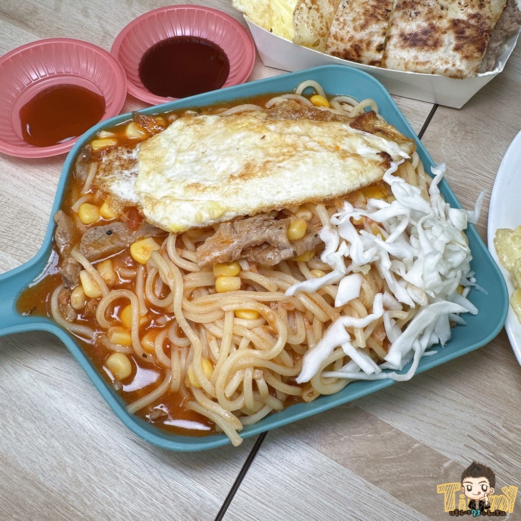 新竹小屋頂早午餐。 你們覺得一份蛋餅塞進5顆蛋會有多厚嗎? (菜單營業時間地址電話) - 第22張圖