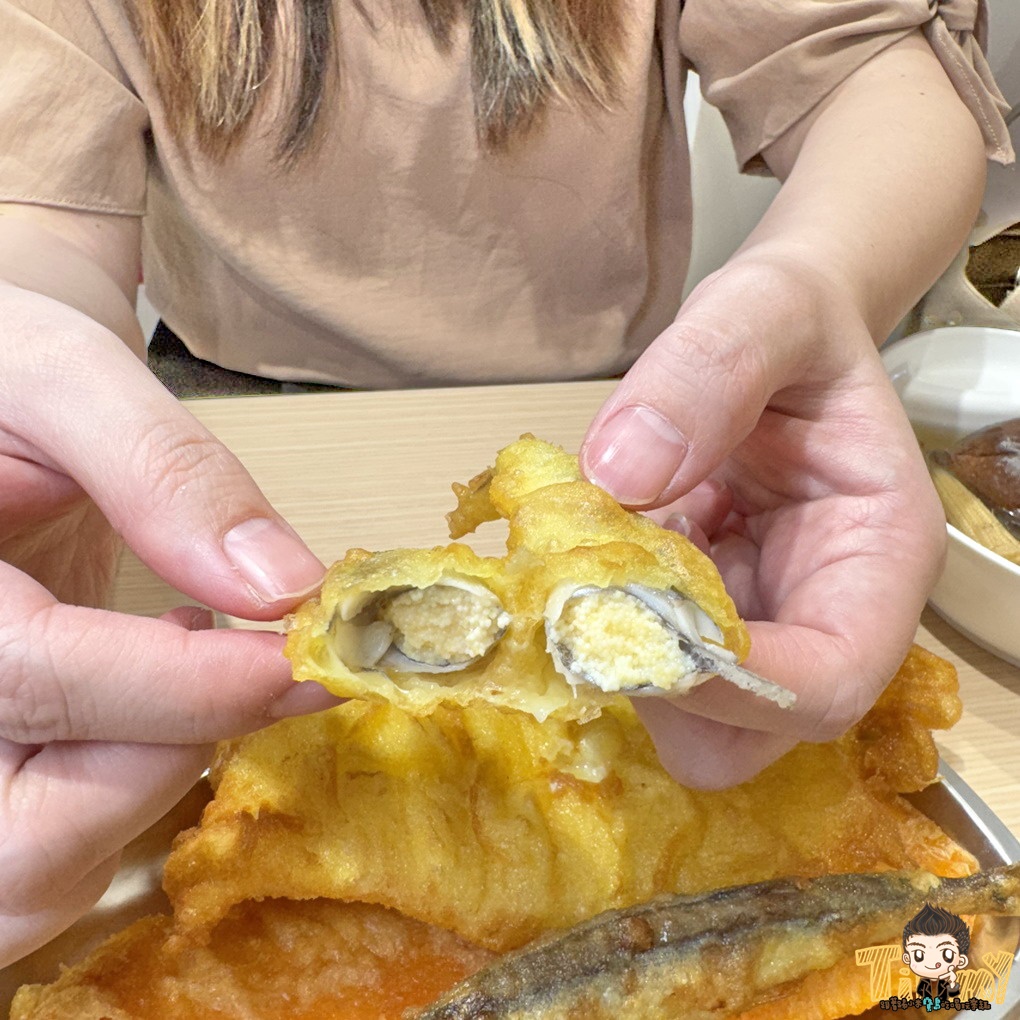 新竹.竹北魚氏湯麵。 可能是新竹最有膠質的魚湯麵! 三杯雞飯免費加飯加湯汁! 丸龜平替版天婦羅炸物隨意選! 冬天暖心關東煮! (菜單營業時間地址電話) - 第68張圖