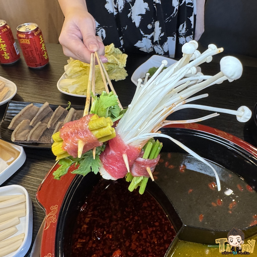 新竹縣竹北蜀苑串香火鍋 新開幕的12元串串香! 道地重慶川味麻辣鍋.也有素食鍋! (菜單營業時間地址) - 第52張圖