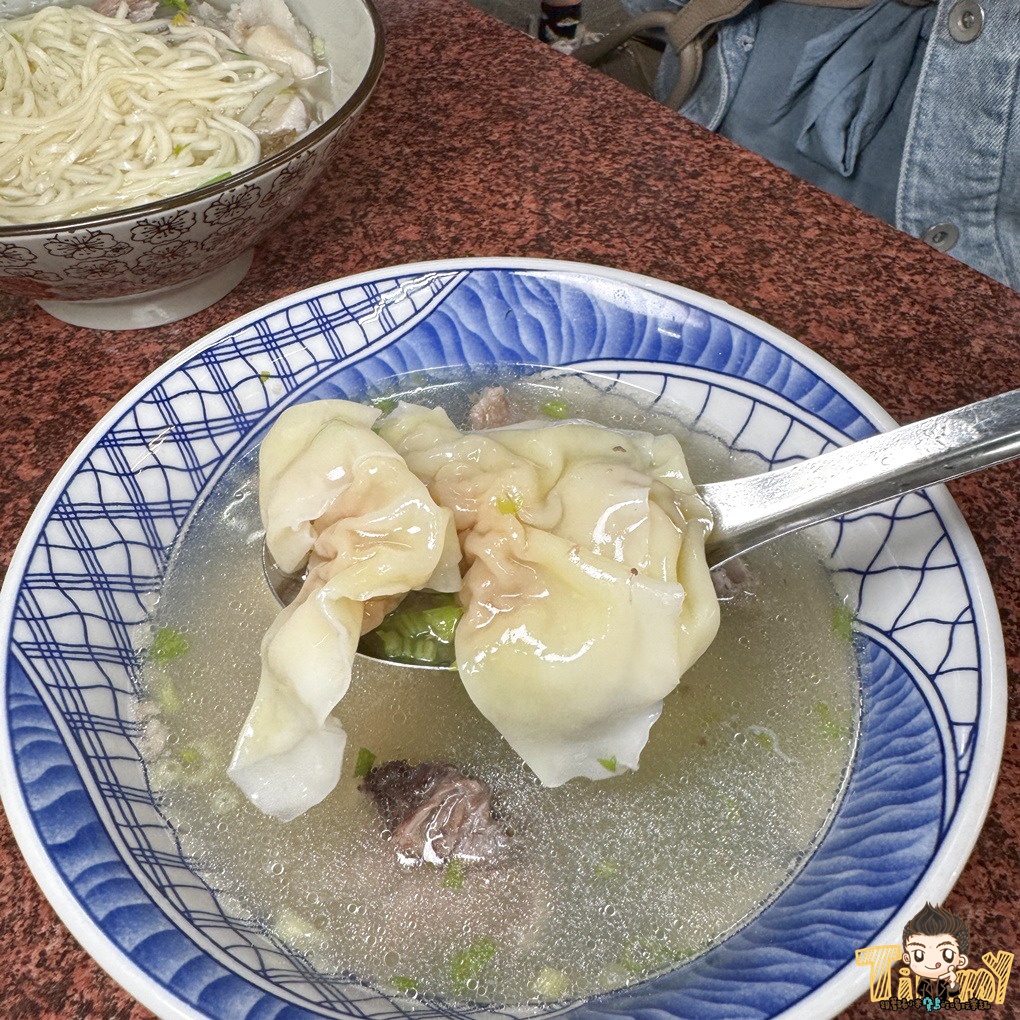 新竹中央市場米娜糯米水餃。外籍新娘做的古早味糯米餃傳說中! 不想排老店時的替代版! (菜單營業時間地址電話) - 第12張圖