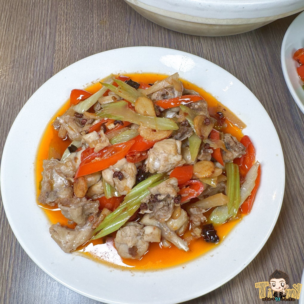 新竹重慶水煮魚.酸辣粉 隱藏在巷弄重慶姑娘手作道地家鄉料理 (菜單營業時間地址電話)