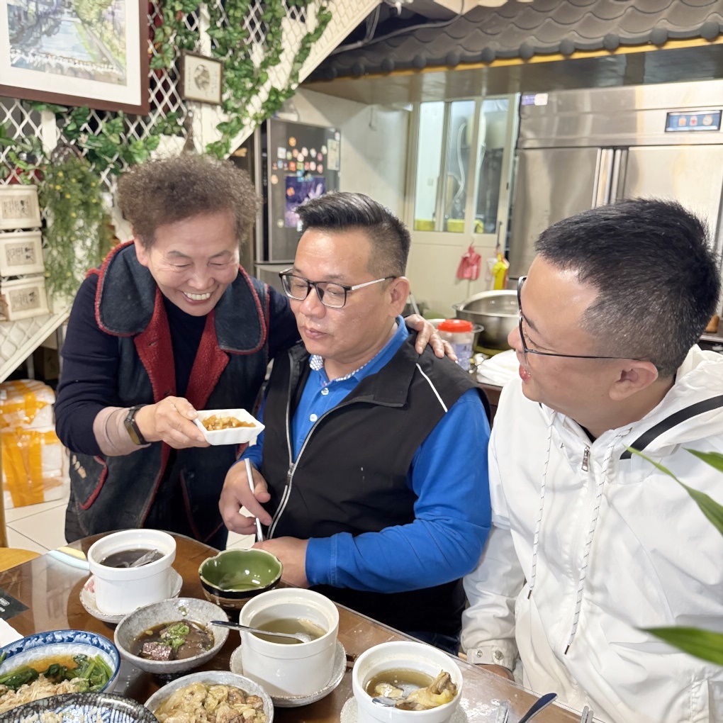 新竹縣竹東香盅燉品屋 隱藏在巷弄內的古早味大碗公飯菜+燉品 (地址電話營業時間)