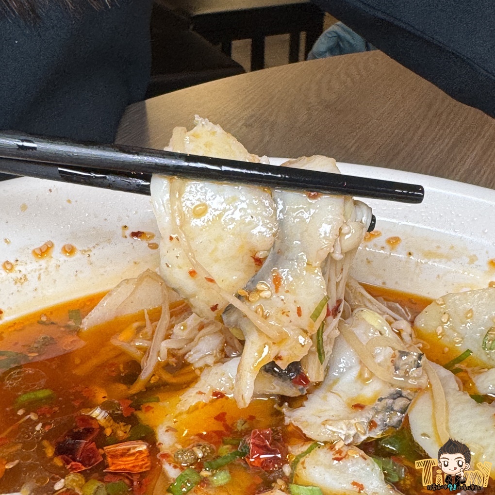 新竹重慶水煮魚.酸辣粉 隱藏在巷弄重慶姑娘手作道地家鄉料理 (菜單營業時間地址電話)