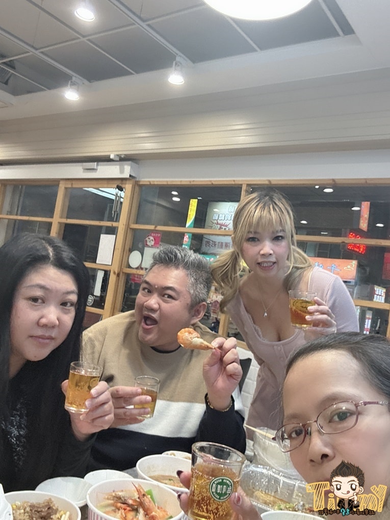 新竹蝦咩燒烤.平價快炒 超爆膏活蝦料理。當月壽星還送你整隻大烤魚! (深夜食堂.菜單營業時間地址電話) - 第33張圖 新竹蝦咩燒烤.平價快炒 超爆膏活蝦料理。當月壽星還送你整隻大烤魚! (深夜食堂.菜單營業時間地址電話)