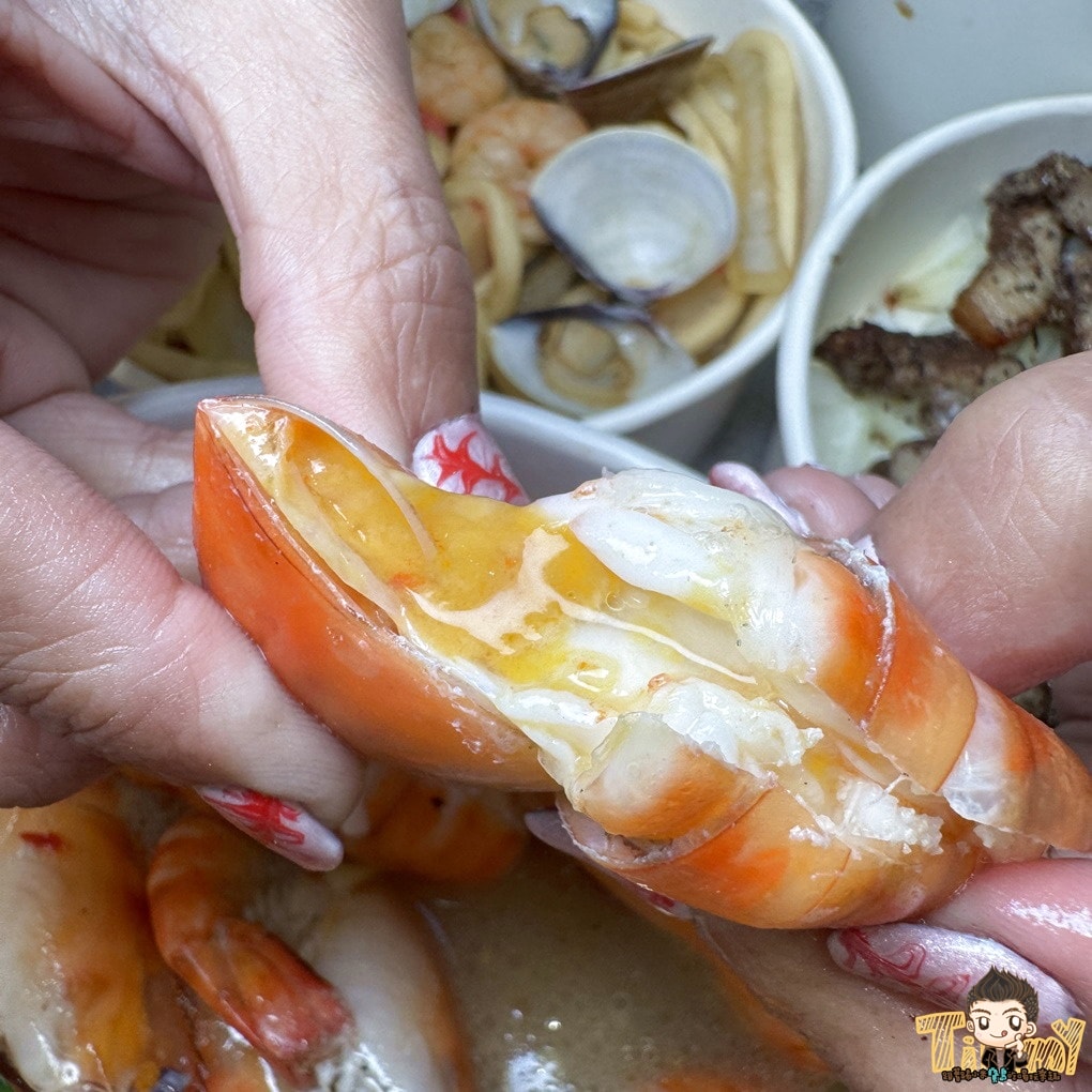 新竹蝦咩燒烤.平價快炒 超爆膏活蝦料理。當月壽星還送你整隻大烤魚! (深夜食堂.菜單營業時間地址電話) - 第15張圖 新竹蝦咩燒烤.平價快炒 超爆膏活蝦料理。當月壽星還送你整隻大烤魚! (深夜食堂.菜單營業時間地址電話)