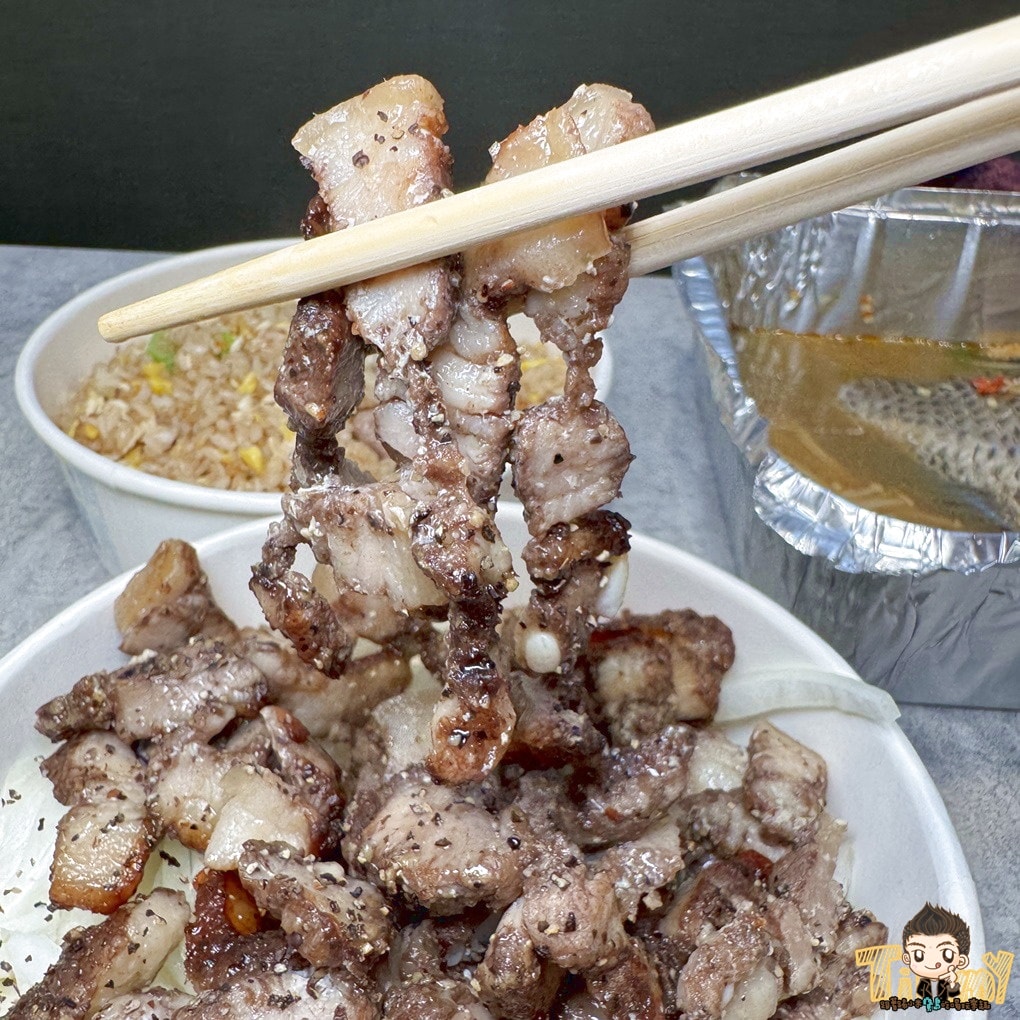 新竹蝦咩燒烤.平價快炒 超爆膏活蝦料理。當月壽星還送你整隻大烤魚! (深夜食堂.菜單營業時間地址電話) - 第29張圖 新竹蝦咩燒烤.平價快炒 超爆膏活蝦料理。當月壽星還送你整隻大烤魚! (深夜食堂.菜單營業時間地址電話)