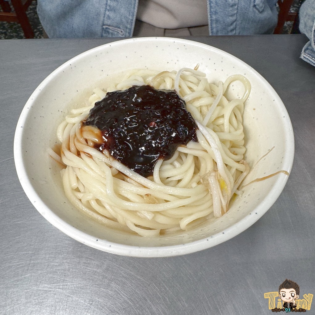 新竹曾家公園乾麵. 傳承三代的黑醬乾麵老店 (菜單營業時間地址電話)