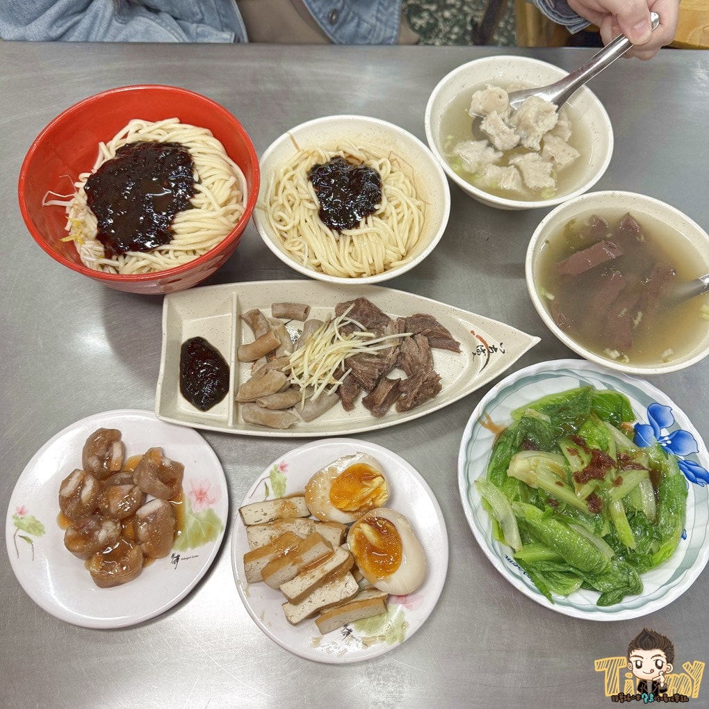 新竹曾家公園乾麵. 傳承三代的黑醬乾麵老店 (菜單營業時間地址電話)