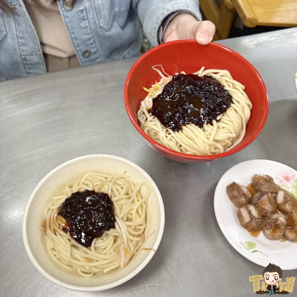 新竹曾家公園乾麵. 傳承三代的黑醬乾麵老店 (菜單營業時間地址電話)
