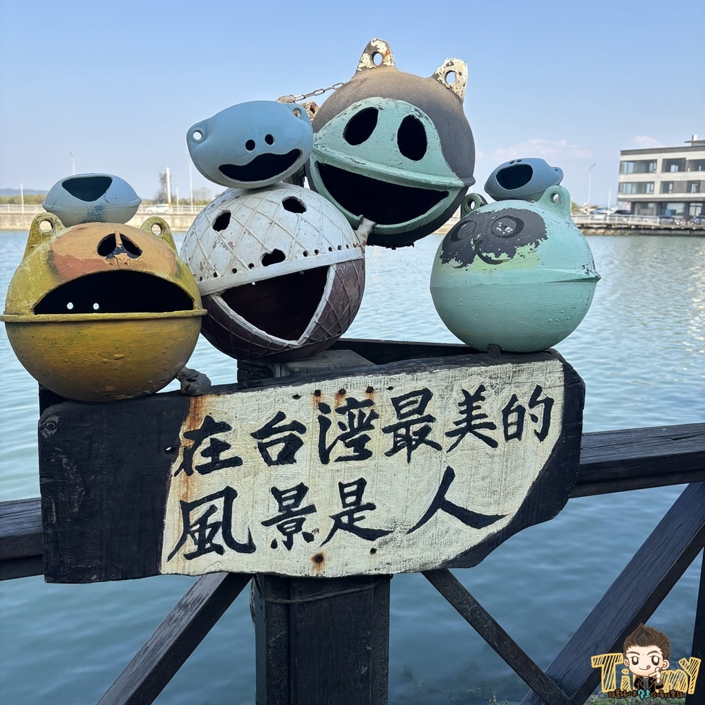新竹海屋CAFE 巨大12吋柴燒手工披薩 (南寮美食.菜單營業時間地址電話)