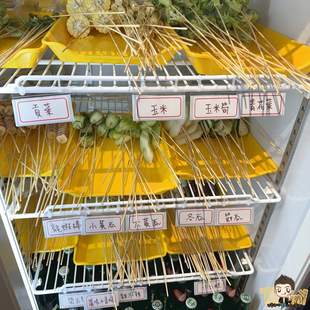 新竹新開幕正宗成都10元串串火鍋 嗯雞刀正宗成都串串香-新竹店 (菜單營業時間地址電話)