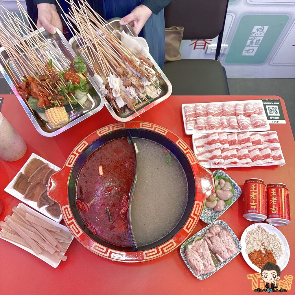 新竹新開幕正宗成都10元串串火鍋 嗯雞刀正宗成都串串香-新竹店 (菜單營業時間地址電話)