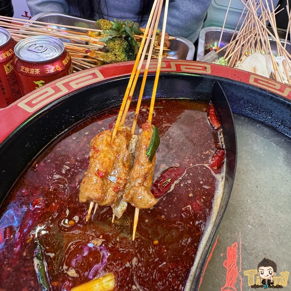 新竹新開幕正宗成都10元串串火鍋 嗯雞刀正宗成都串串香-新竹店 (菜單營業時間地址電話)