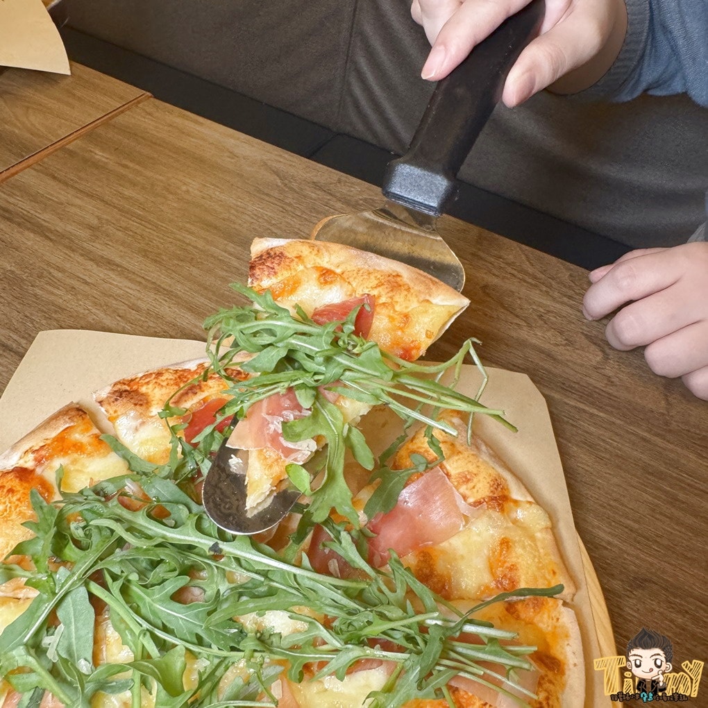 苗栗頭份喬義思窯烤手作廚房尚順店 (義大利麵.披薩.燉飯.小火鍋.烤雞) 假日一位難求義式料理！ (家庭公司聚餐推薦.菜單營業時間地址電話)