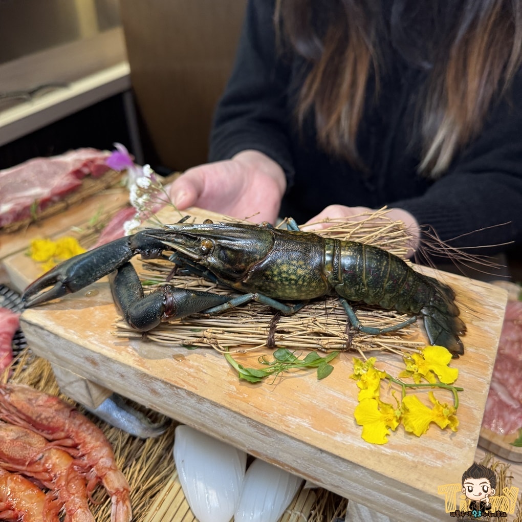 桃園蘆竹燒肉道 酷炫軌道送餐和牛燒肉火鍋吃到飽！ 點餐不卡時間不卡數量可以吃很爽！ (菜單營業時間地址電話)