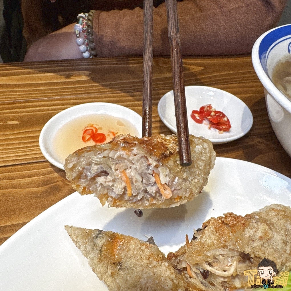 新竹北門街越式生牛肉河粉Phở Wild 必吃生滾牛肉河粉! (菜單營業時間地址電話) - 第20張圖 新竹北門街越式生牛肉河粉Phở Wild 必吃生滾牛肉河粉! (菜單營業時間地址電話)