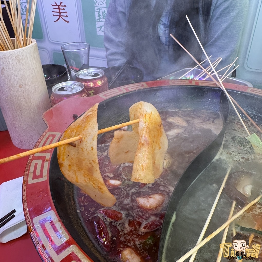 新竹新開幕正宗成都10元串串火鍋 嗯雞刀正宗成都串串香-新竹店 (菜單營業時間地址電話)