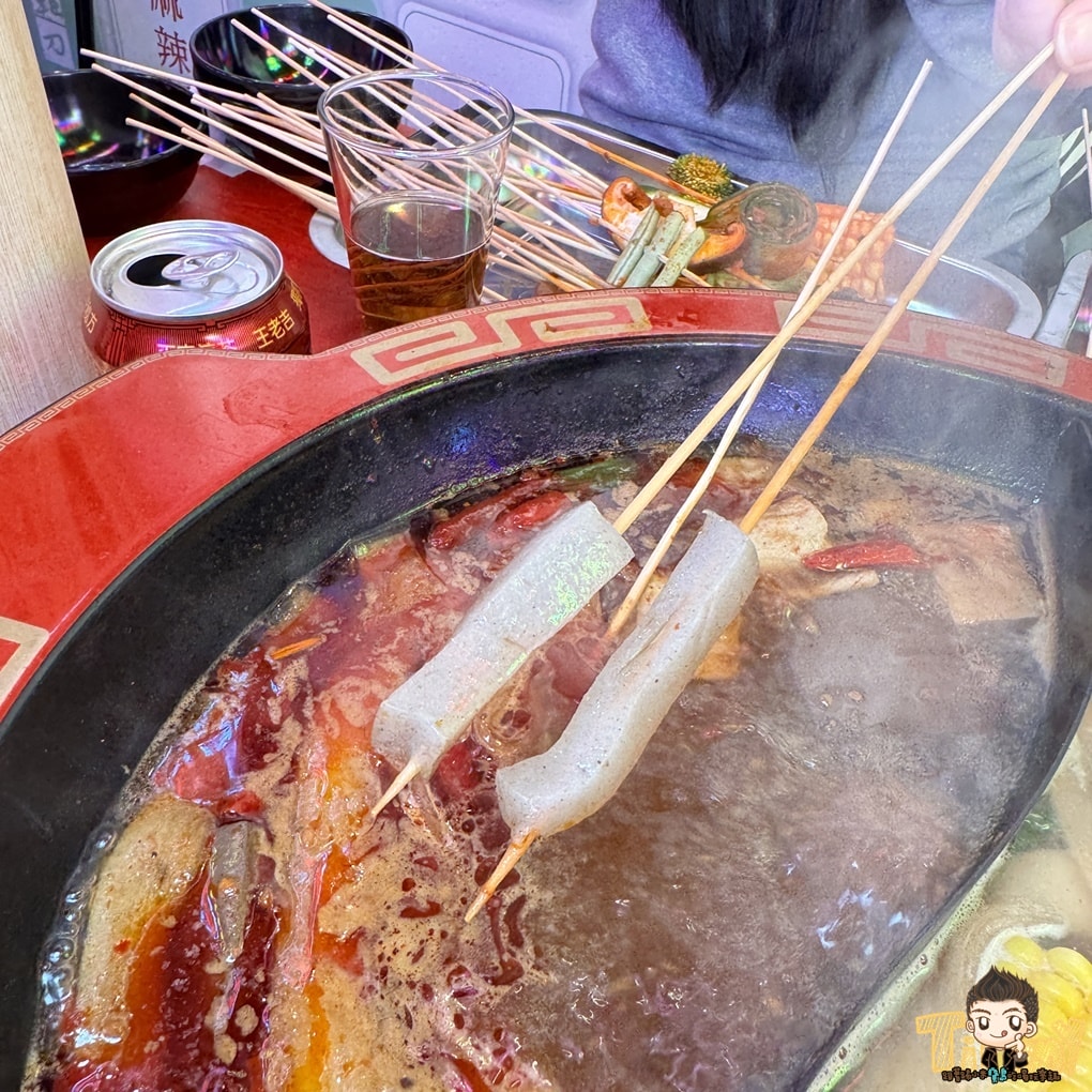 新竹新開幕正宗成都10元串串火鍋 嗯雞刀正宗成都串串香-新竹店 (菜單營業時間地址電話)