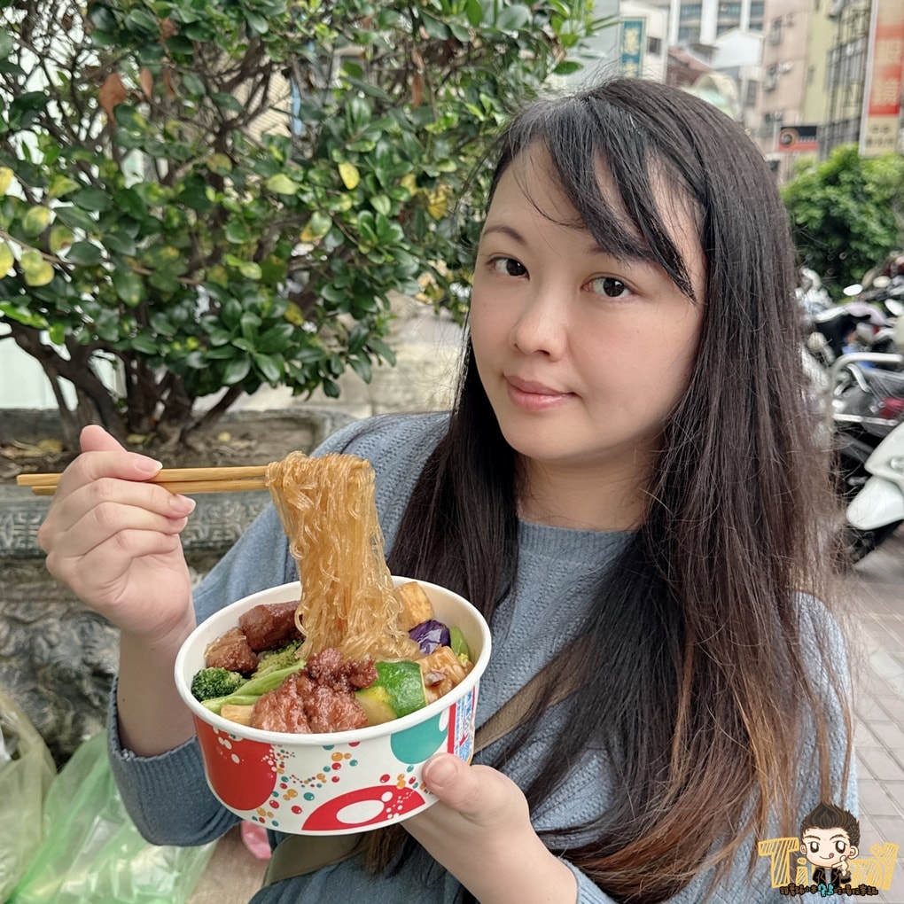 中央市場排骨酥冬粉便當 新竹超多配菜的冬粉便當 (菜單營業時間地址電話) - 第15張圖 中央市場排骨酥冬粉便當 新竹超多配菜的冬粉便當 (菜單營業時間地址電話)