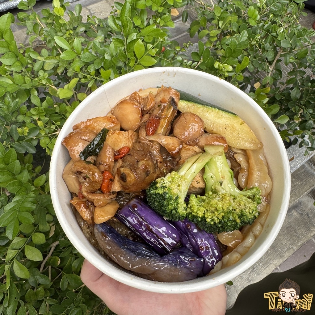 中央市場排骨酥冬粉便當 新竹超多配菜的冬粉便當 (菜單營業時間地址電話) - 第7張圖 中央市場排骨酥冬粉便當 新竹超多配菜的冬粉便當 (菜單營業時間地址電話)