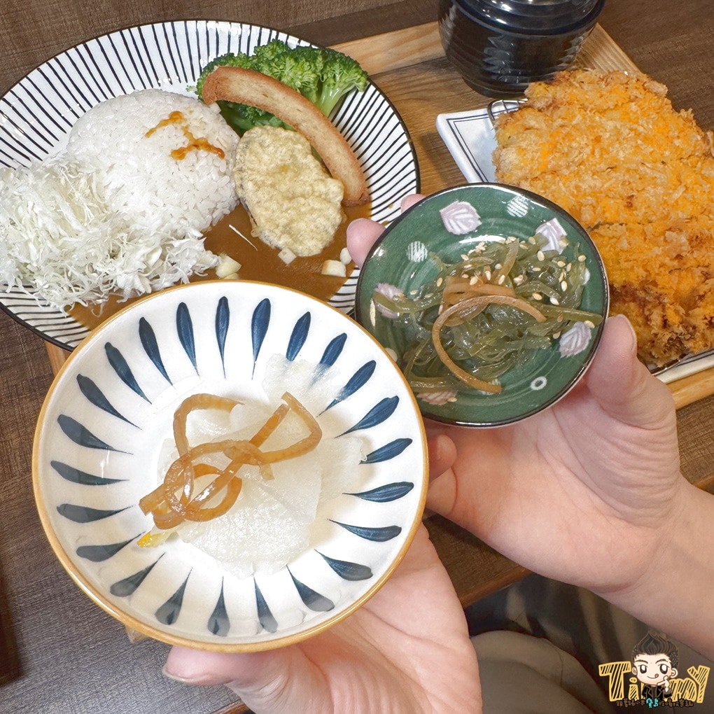 新竹CURRY WU 日式熟成濃咖哩專賣店 被漫畫家擔誤的咖哩飯店重磅回歸! (菜單電話地址營業時間) - 第20張圖 新竹CURRY WU 日式熟成濃咖哩專賣店 被漫畫家擔誤的咖哩飯店重磅回歸! (菜單電話地址營業時間)