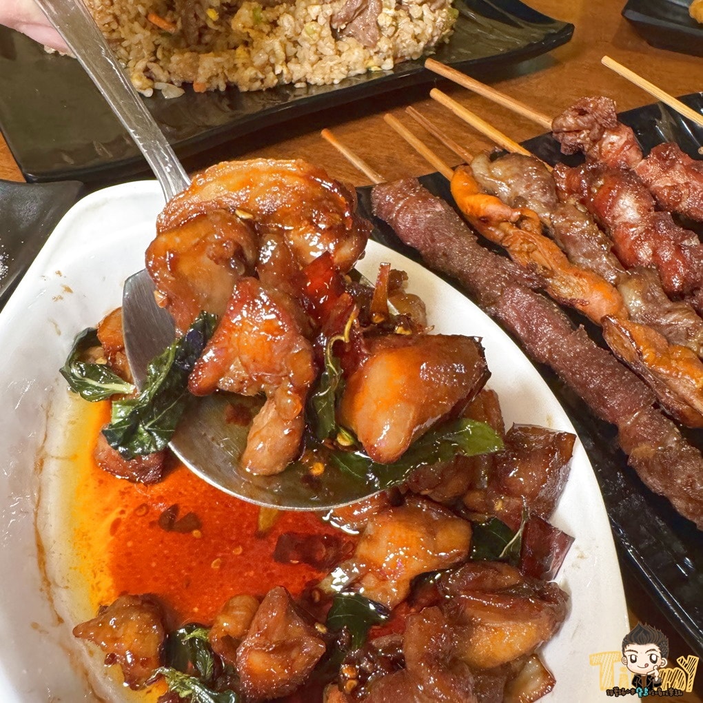 新竹食禾酒藏平價串烤居酒屋！ 有炭烤香的串烤40元起！ 烤活蝦.定食.生魚片深夜食堂！ (菜單營業時間地址電話)