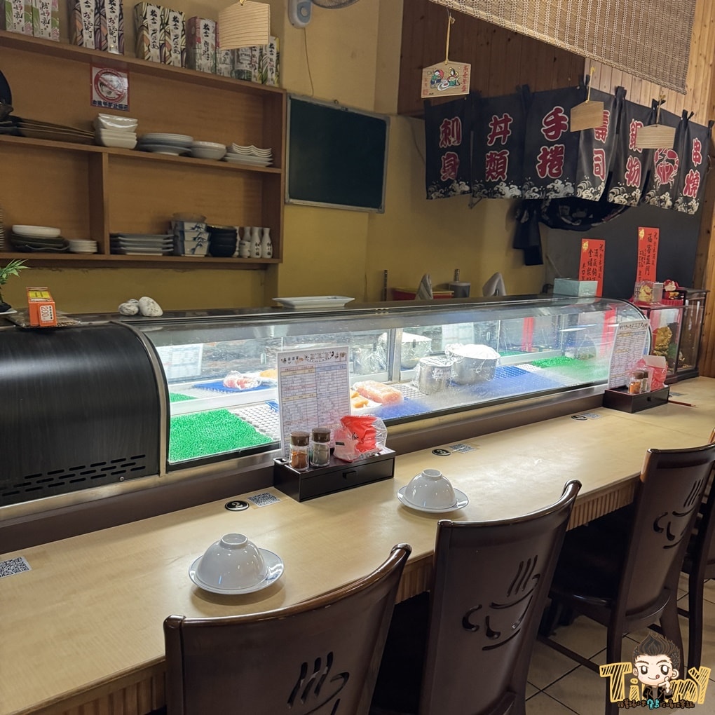 新竹食禾酒藏平價串烤居酒屋！ 有炭烤香的串烤40元起！ 烤活蝦.定食.生魚片深夜食堂！ (菜單營業時間地址電話)