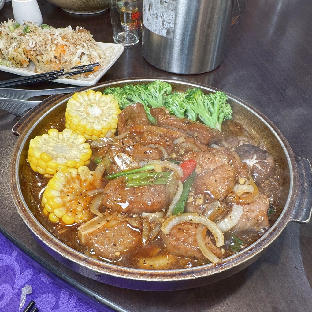 新竹竹東野田屋中日式料理。 台日料理老師傅好手藝。 必點超大鮭魚頭沙茶海鮮鍋! (菜單營業時間地址電話) - 第29張圖 新竹竹東野田屋中日式料理。 台日料理老師傅好手藝。 必點超大鮭魚頭沙茶海鮮鍋! (菜單營業時間地址電話)