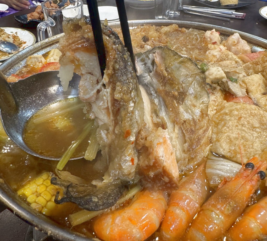 新竹竹東野田屋中日式料理。 台日料理老師傅好手藝。 必點超大鮭魚頭沙茶海鮮鍋! (菜單營業時間地址電話) - 第24張圖 新竹竹東野田屋中日式料理。 台日料理老師傅好手藝。 必點超大鮭魚頭沙茶海鮮鍋! (菜單營業時間地址電話)