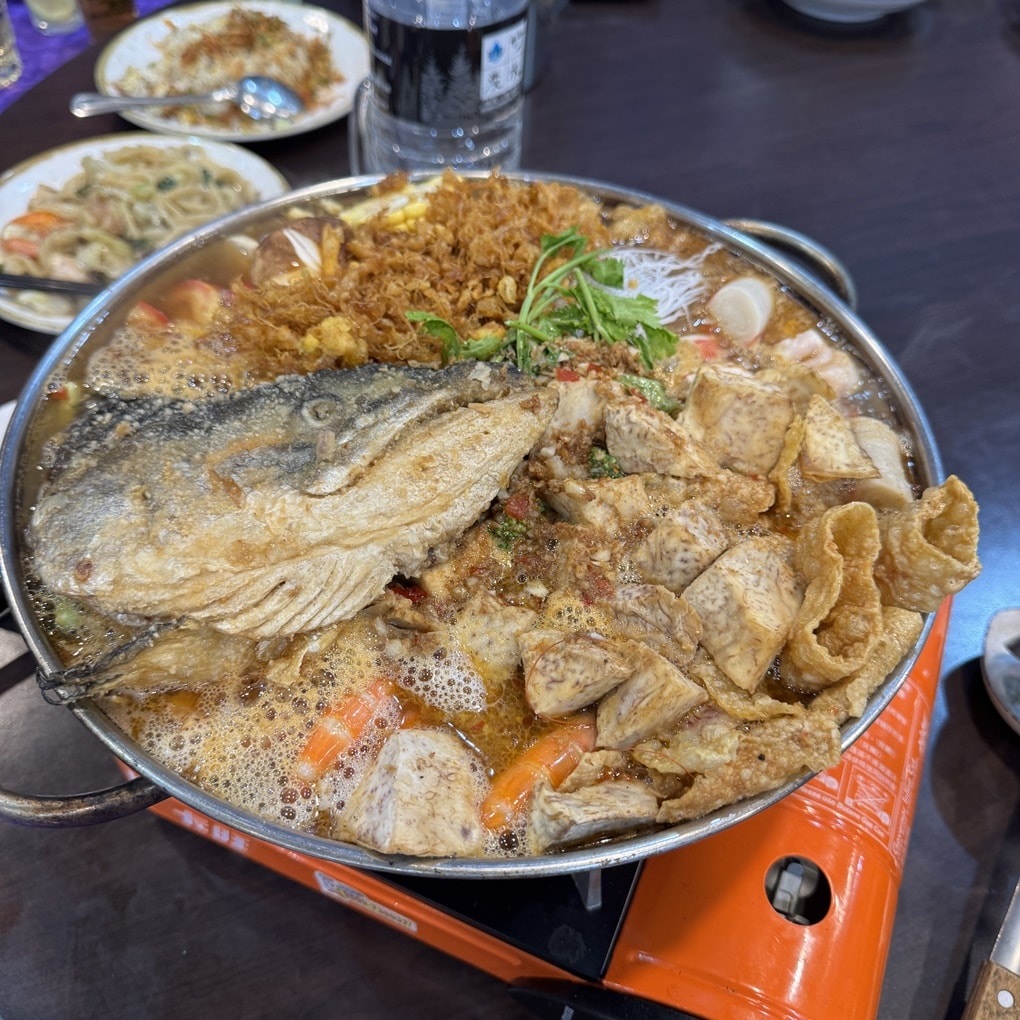 新竹竹東野田屋中日式料理。 台日料理老師傅好手藝。 必點超大鮭魚頭沙茶海鮮鍋! (菜單營業時間地址電話) - 第20張圖 新竹竹東野田屋中日式料理。 台日料理老師傅好手藝。 必點超大鮭魚頭沙茶海鮮鍋! (菜單營業時間地址電話)