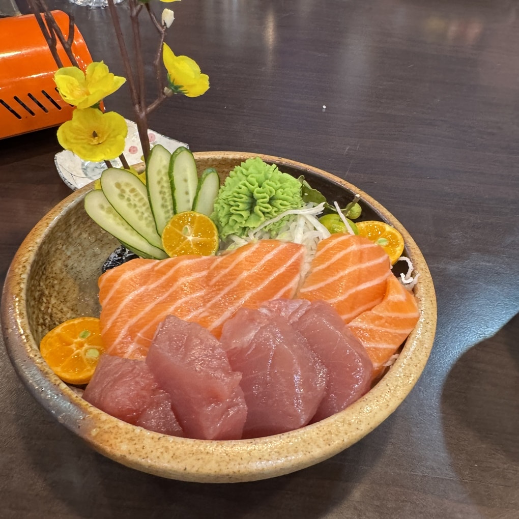 新竹竹東野田屋中日式料理。 台日料理老師傅好手藝。 必點超大鮭魚頭沙茶海鮮鍋! (菜單營業時間地址電話) - 第41張圖 新竹竹東野田屋中日式料理。 台日料理老師傅好手藝。 必點超大鮭魚頭沙茶海鮮鍋! (菜單營業時間地址電話)
