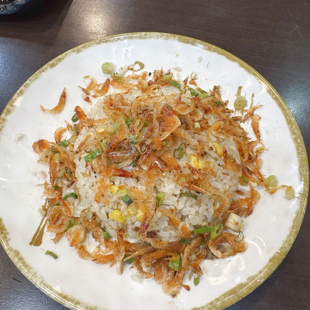 新竹竹東野田屋中日式料理。 台日料理老師傅好手藝。 必點超大鮭魚頭沙茶海鮮鍋! (菜單營業時間地址電話) - 第33張圖 新竹竹東野田屋中日式料理。 台日料理老師傅好手藝。 必點超大鮭魚頭沙茶海鮮鍋! (菜單營業時間地址電話)