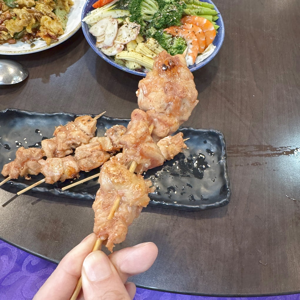 新竹竹東野田屋中日式料理。 台日料理老師傅好手藝。 必點超大鮭魚頭沙茶海鮮鍋! (菜單營業時間地址電話) - 第27張圖 新竹竹東野田屋中日式料理。 台日料理老師傅好手藝。 必點超大鮭魚頭沙茶海鮮鍋! (菜單營業時間地址電話)