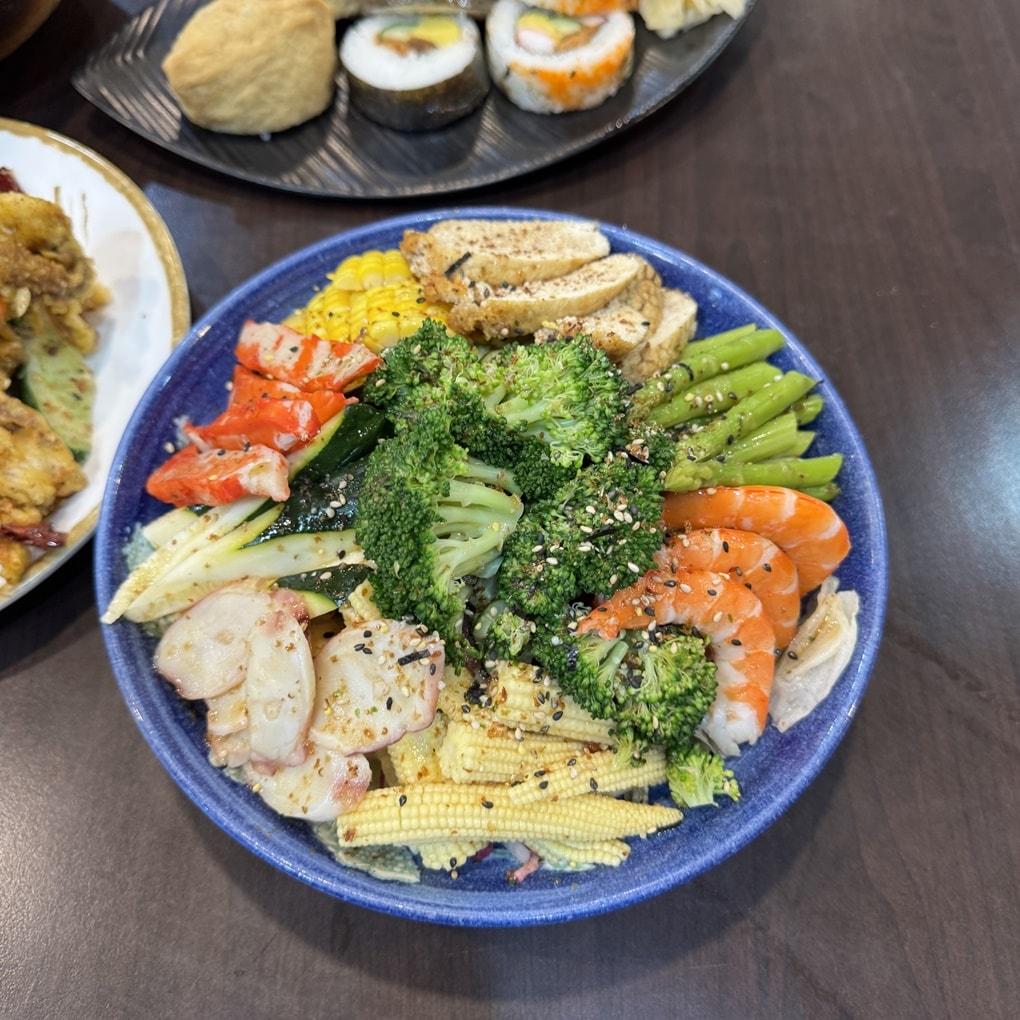 新竹竹東野田屋中日式料理。 台日料理老師傅好手藝。 必點超大鮭魚頭沙茶海鮮鍋! (菜單營業時間地址電話) - 第44張圖 新竹竹東野田屋中日式料理。 台日料理老師傅好手藝。 必點超大鮭魚頭沙茶海鮮鍋! (菜單營業時間地址電話)