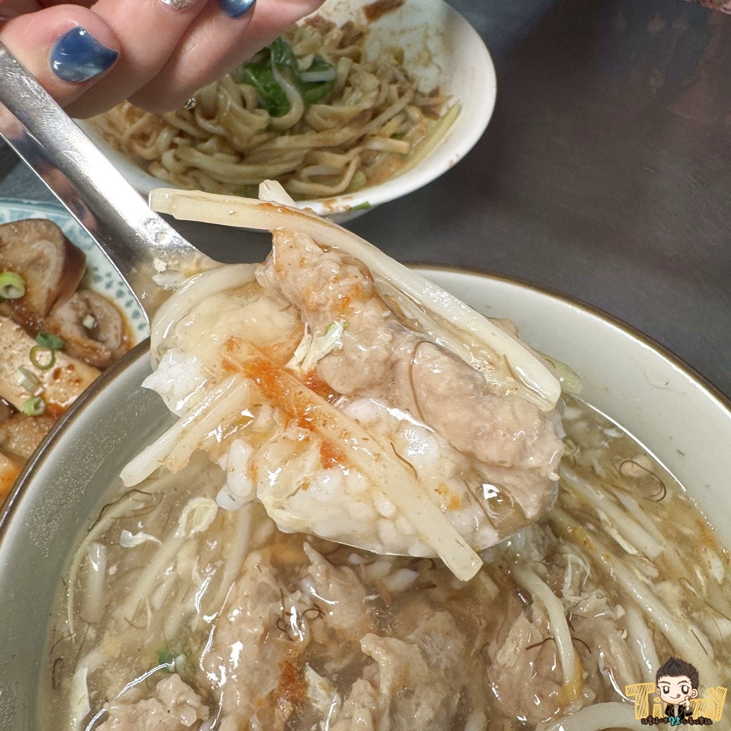 新竹南寮臭豆腐|不起眼的小店卻有外酥內軟也很臭的重口味美食!(南寮在地小吃肉羹麵推薦.菜單營業時間地址電話)