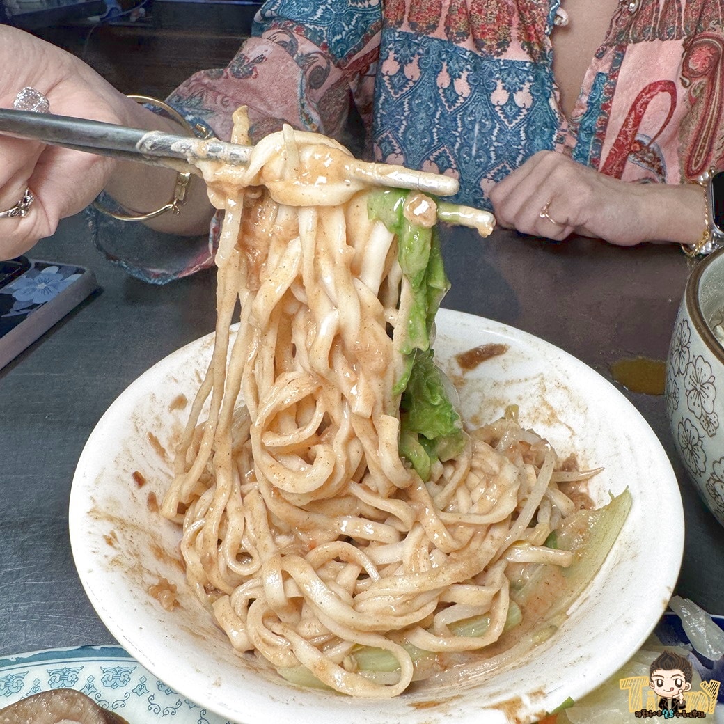 新竹南寮臭豆腐|不起眼的小店卻有外酥內軟也很臭的重口味美食!(南寮在地小吃肉羹麵推薦.菜單營業時間地址電話)