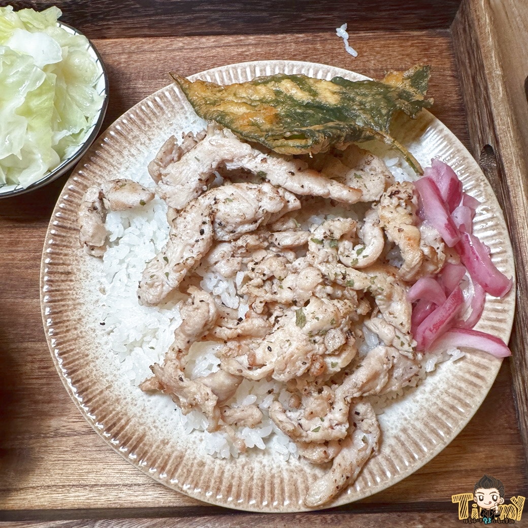 新竹若嵐飯店。 光華區肉多多咖哩飯定食吃超飽！ 沐嵐咖哩姊妹店 (菜單營業時間地址電話)