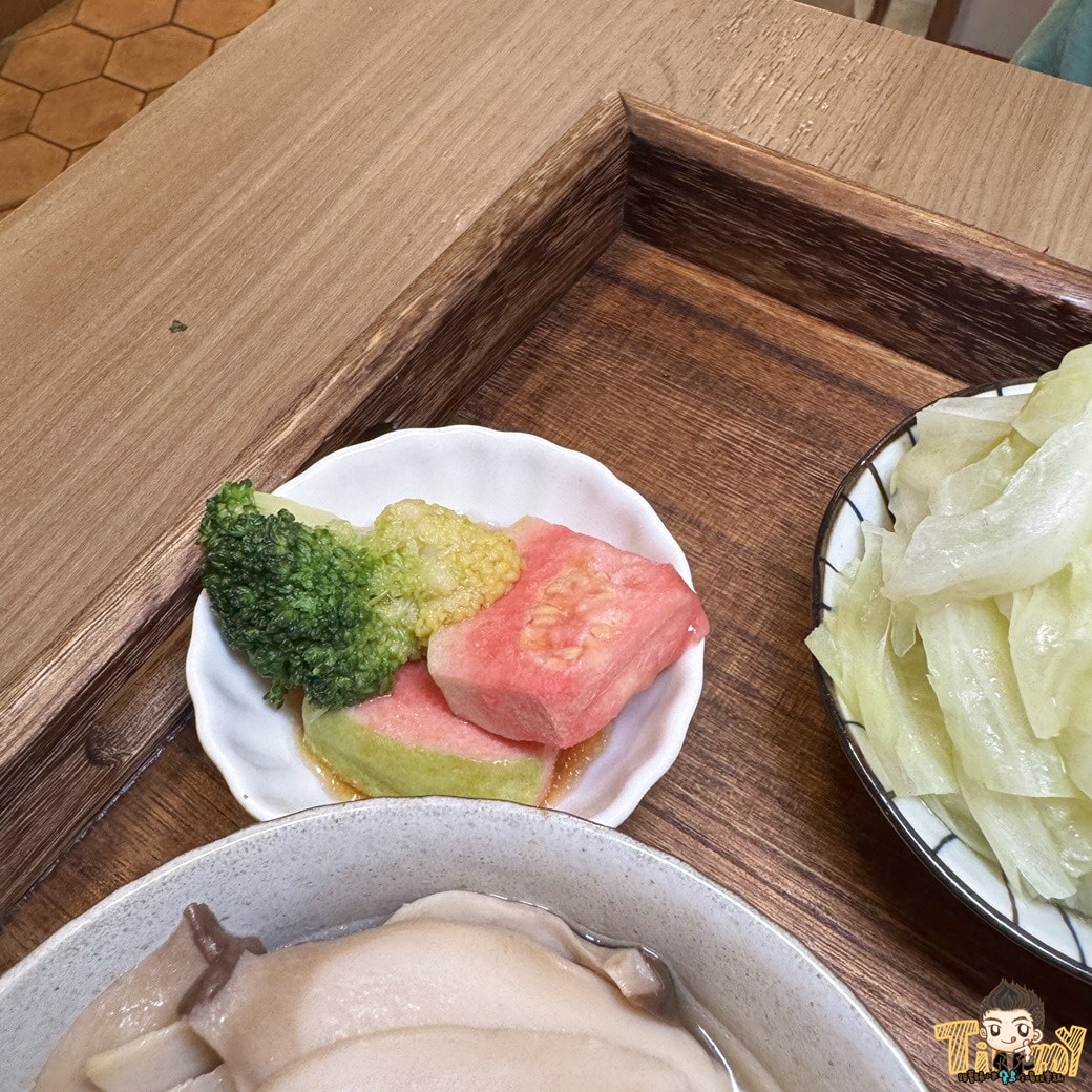 新竹若嵐飯店。 光華區肉多多咖哩飯定食吃超飽！ 沐嵐咖哩姊妹店 (菜單營業時間地址電話)