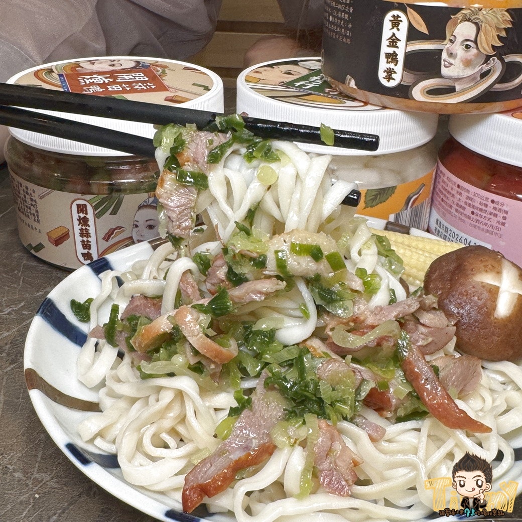 協發行泡菜金門紅回台灣月銷十萬瓶的下飯下酒好幫手！ 居家料理一秒煮出好吃麵食丼飯！ 滿899免運送到家！