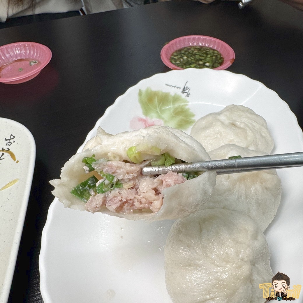 新竹滿福小籠包．韭菜醬油小籠包加豆漿真的飽到天靈蓋 (菜單營業時間地址電話)