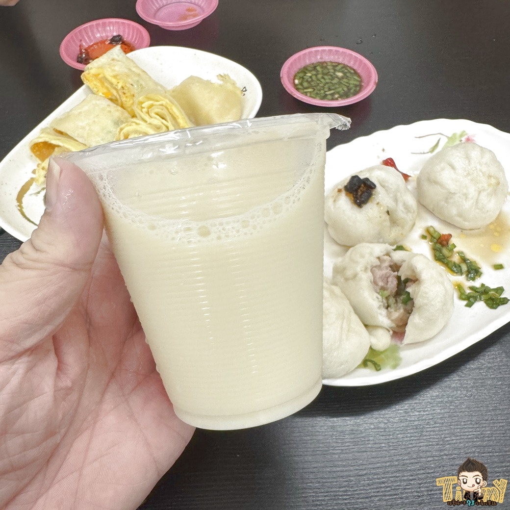 新竹滿福小籠包．韭菜醬油小籠包加豆漿真的飽到天靈蓋 (菜單營業時間地址電話)