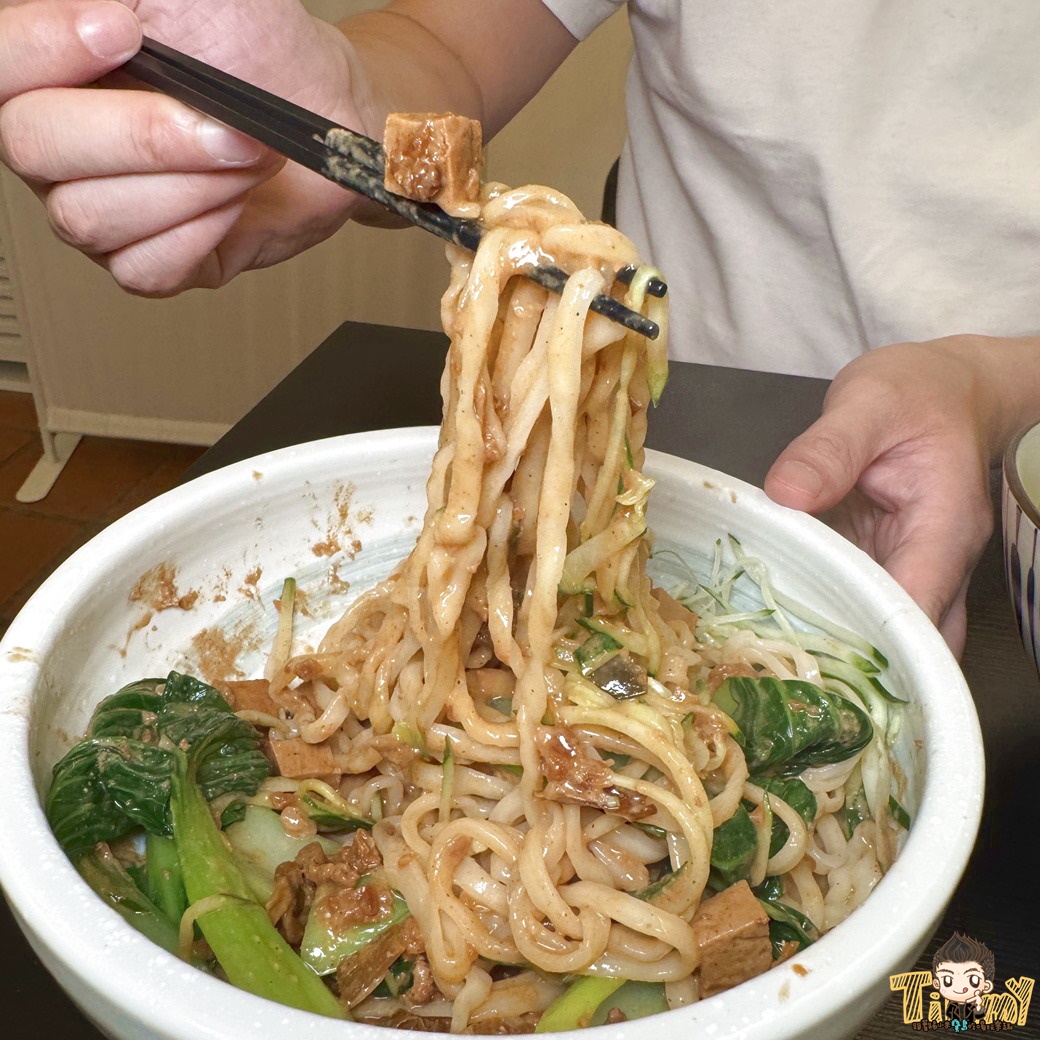 老新竹縣竹東老虎Man乾拌麵！ 老虎遇到麵！ 爽辣有勁超開胃的麵！ (菜單營業時間地址電話)