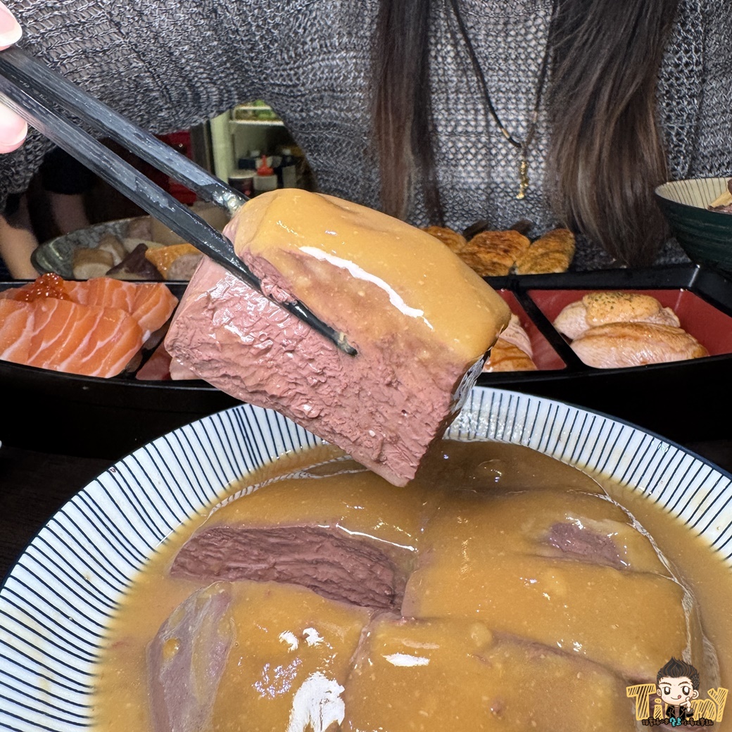 馬的深夜食堂 巨無霸鴨血29元！超豪華鮭魚寶船！ (菜單營業時間地址電話)