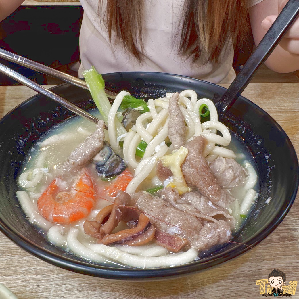 苗栗頭份戀上麵線. 大份量大腸麵線+鍋燒麵.蒸肉圓。油飯。滷肉飯! (菜單營業時間地址電話) - 第22張圖 苗栗頭份戀上麵線. 大份量大腸麵線+鍋燒麵.蒸肉圓。油飯。滷肉飯! (菜單營業時間地址電話)