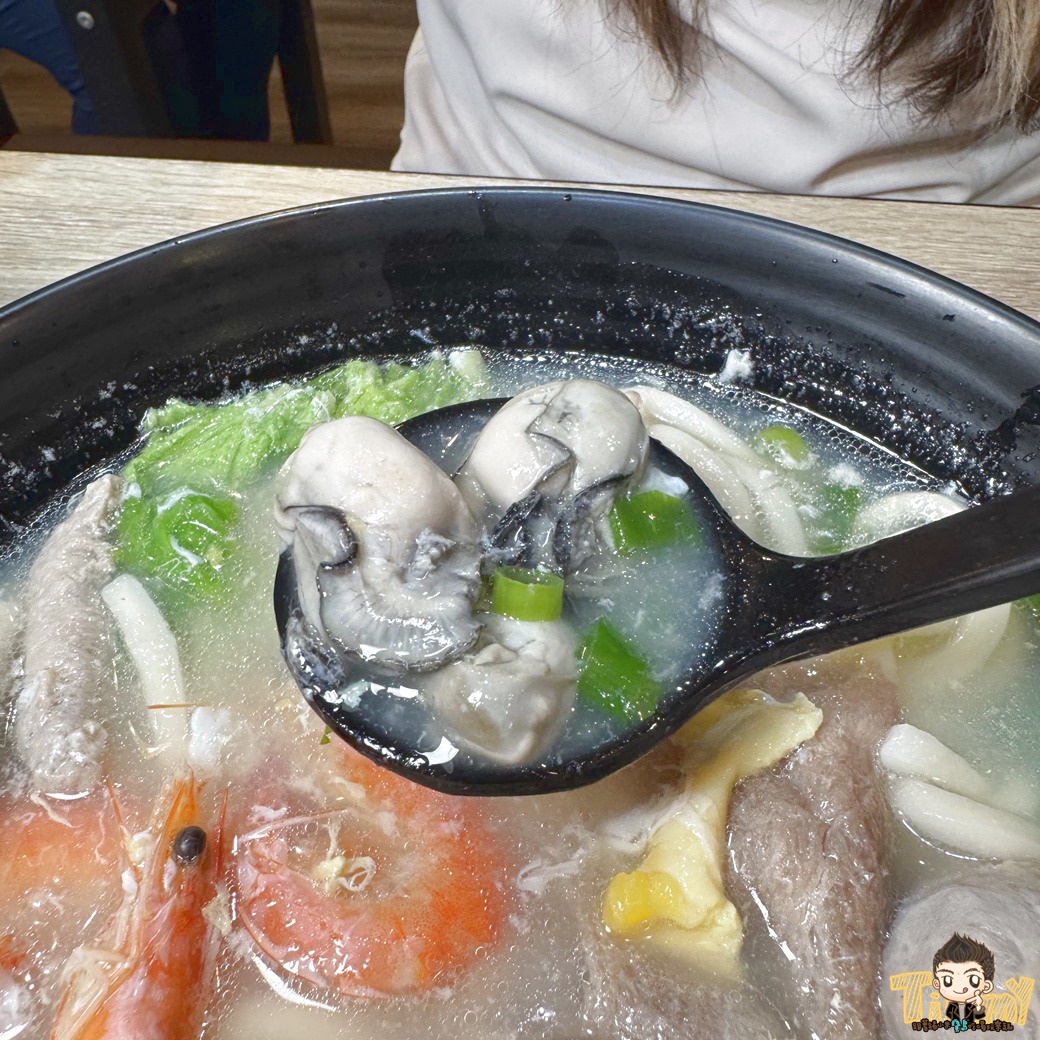 苗栗頭份戀上麵線. 大份量大腸麵線+鍋燒麵.蒸肉圓。油飯。滷肉飯! (菜單營業時間地址電話) - 第21張圖 苗栗頭份戀上麵線. 大份量大腸麵線+鍋燒麵.蒸肉圓。油飯。滷肉飯! (菜單營業時間地址電話)