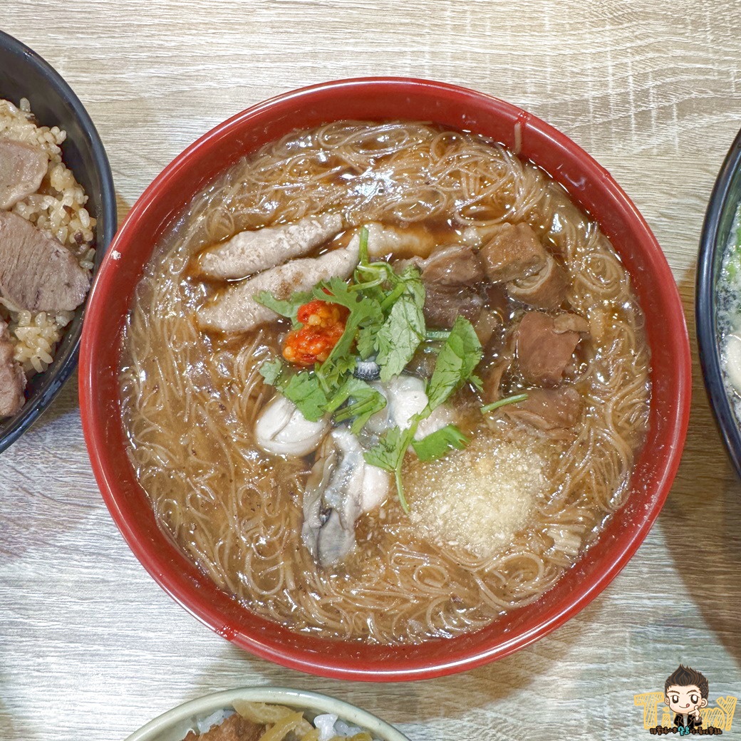 苗栗頭份戀上麵線. 大份量大腸麵線+鍋燒麵.蒸肉圓。油飯。滷肉飯! (菜單營業時間地址電話) - 第9張圖 苗栗頭份戀上麵線. 大份量大腸麵線+鍋燒麵.蒸肉圓。油飯。滷肉飯! (菜單營業時間地址電話)