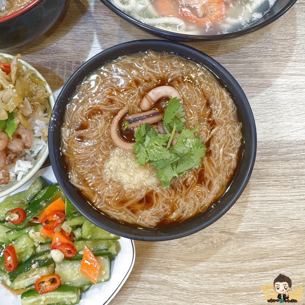 苗栗頭份戀上麵線. 大份量大腸麵線+鍋燒麵.蒸肉圓。油飯。滷肉飯! (菜單營業時間地址電話) - 第14張圖 苗栗頭份戀上麵線. 大份量大腸麵線+鍋燒麵.蒸肉圓。油飯。滷肉飯! (菜單營業時間地址電話)
