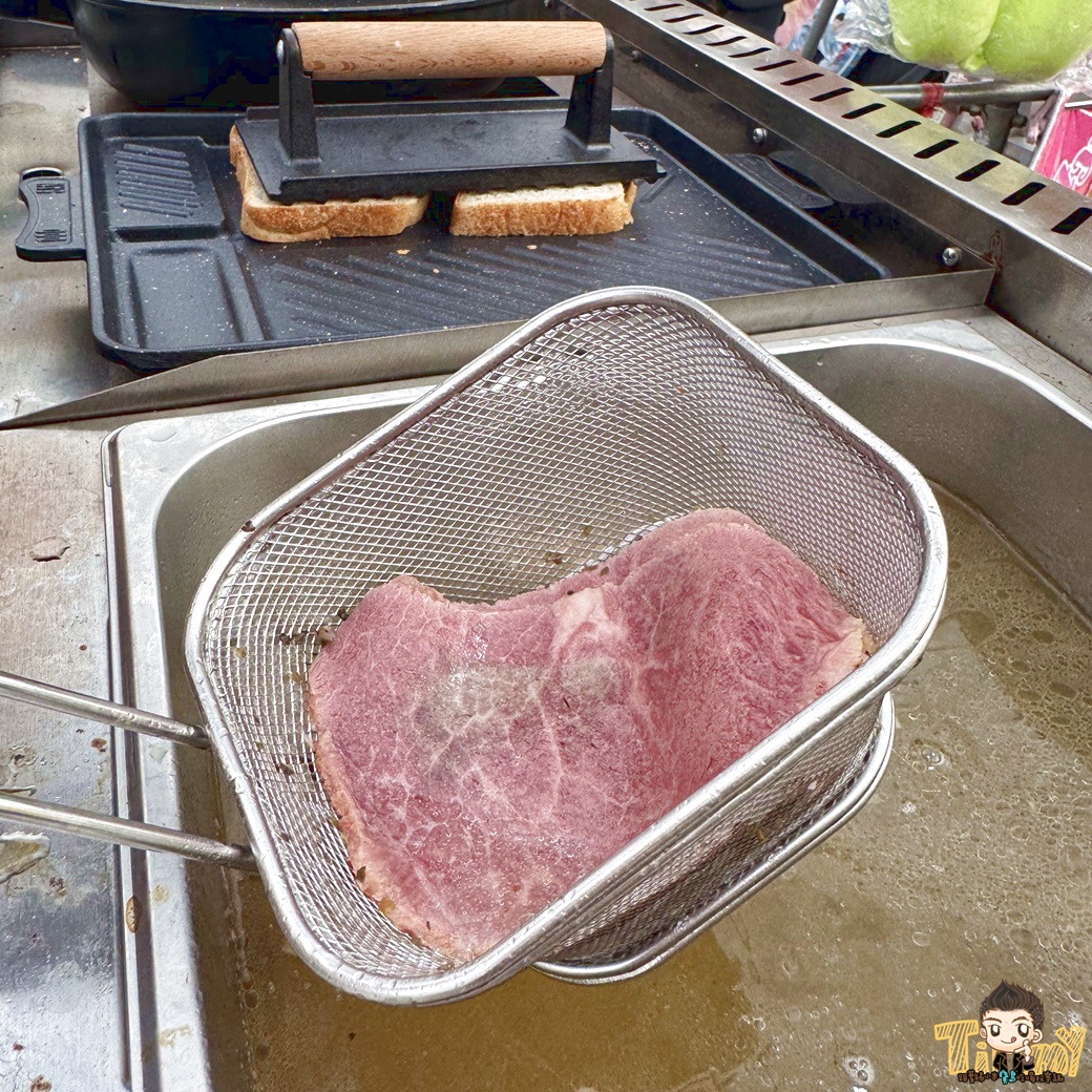 新竹後站夜市超爆量牛肉三明治! 瑞怡廚房手作的美味! (菜單營業時間地址電話) - 第6張圖 新竹後站夜市超爆量牛肉三明治! 瑞怡廚房手作的美味! (菜單營業時間地址電話)